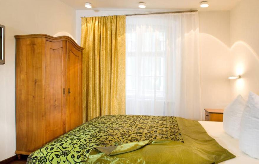 Hotel Muenchner Hof Und Blauer Turm Ρέγκενσμπουργκ Δωμάτιο φωτογραφία