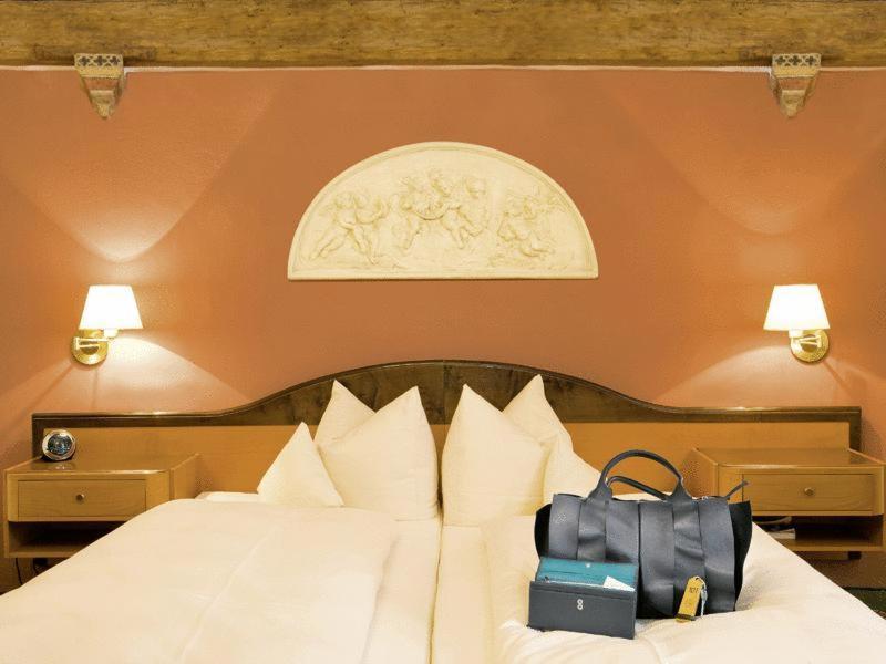 Hotel Muenchner Hof Und Blauer Turm Ρέγκενσμπουργκ Εξωτερικό φωτογραφία
