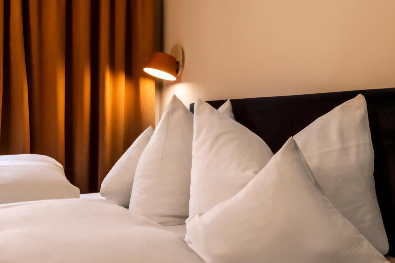 Hotel Muenchner Hof Und Blauer Turm Ρέγκενσμπουργκ Εξωτερικό φωτογραφία