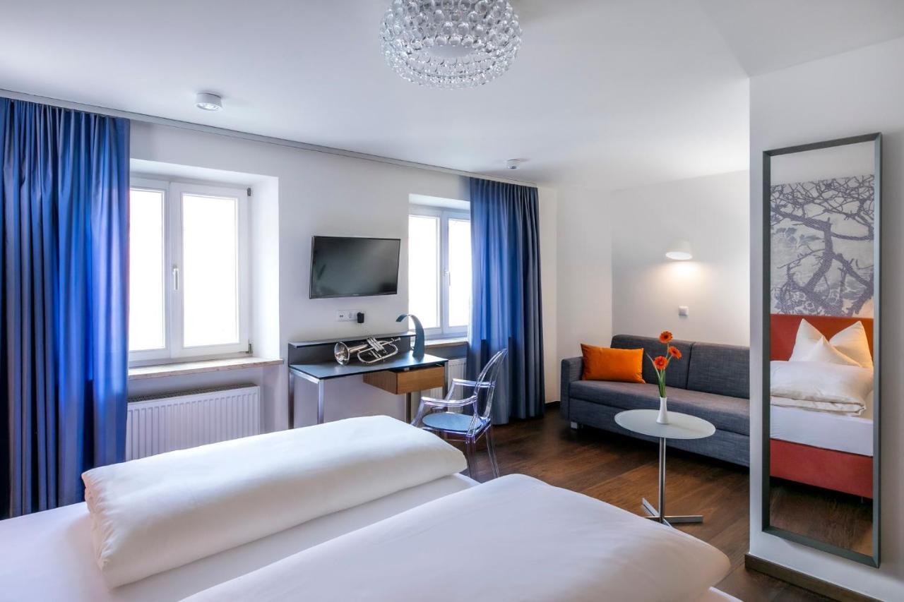 Hotel Muenchner Hof Und Blauer Turm Ρέγκενσμπουργκ Εξωτερικό φωτογραφία